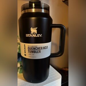 Stanley Matte Black Quencher H2.0 Tumbler